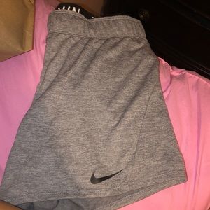Light gray Nike ‘dry’ fabric shorts